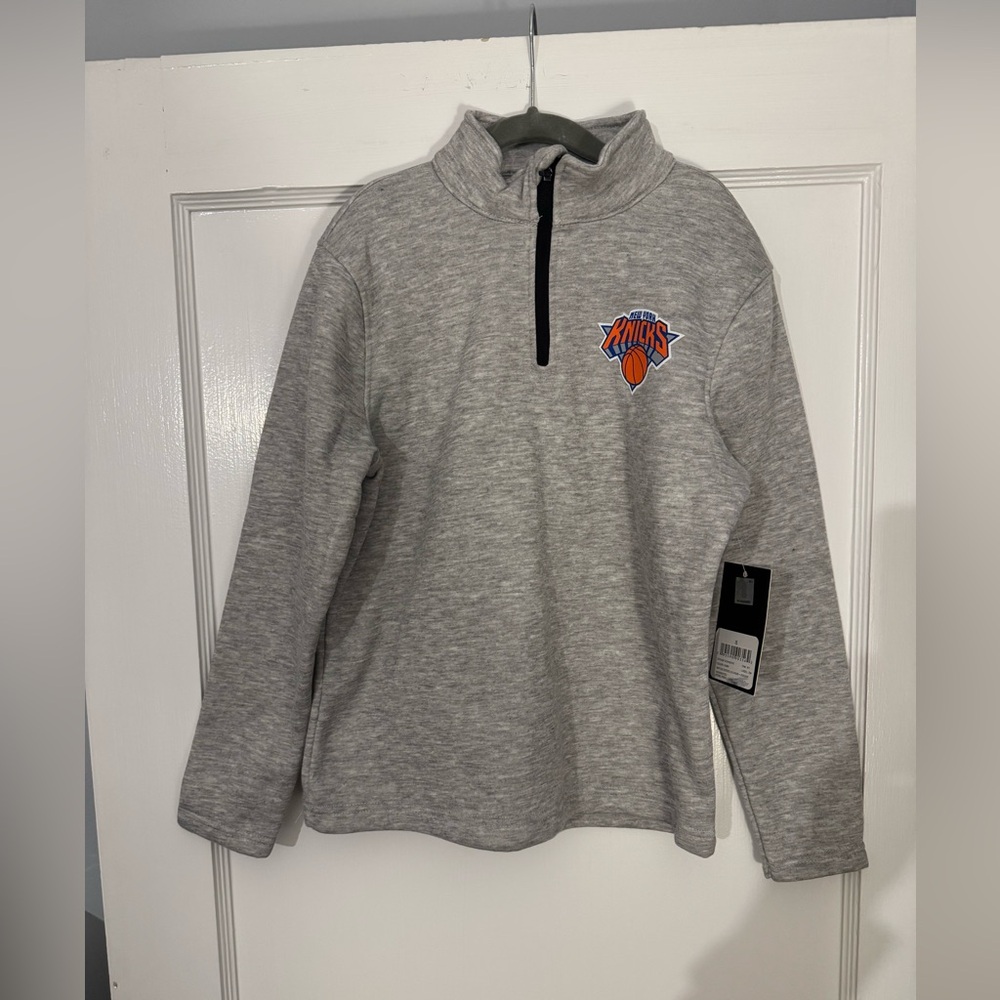 NBA Gray Quarter-Zip Pullover with Knicks Logo size 8